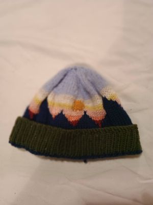 Hat 8, an unidentified hat