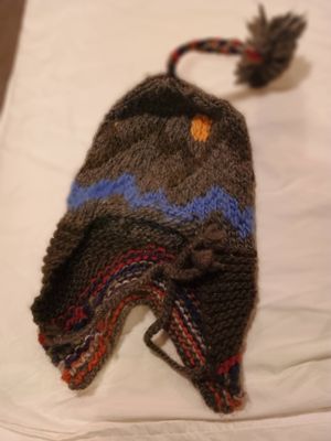 Hat 66, an unidentified hat