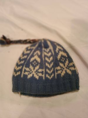 Hat 72, an unidentified hat